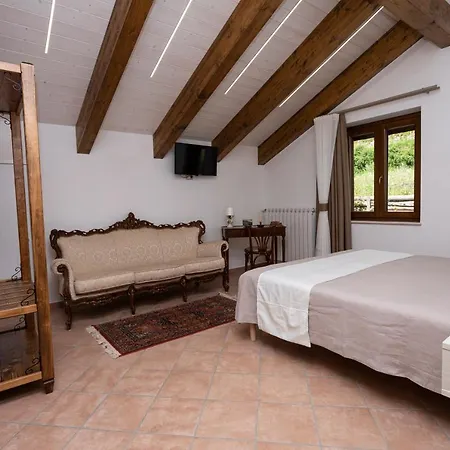 Punta San Lazzaro Lantgård *